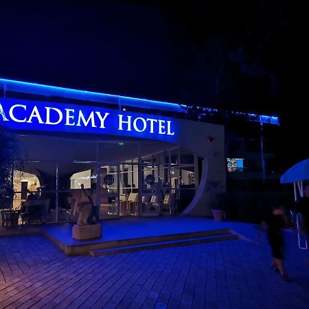 Academy Hotel Venus Exterior foto